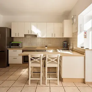 https://casa-maralba-famara.in-canary-islands.com